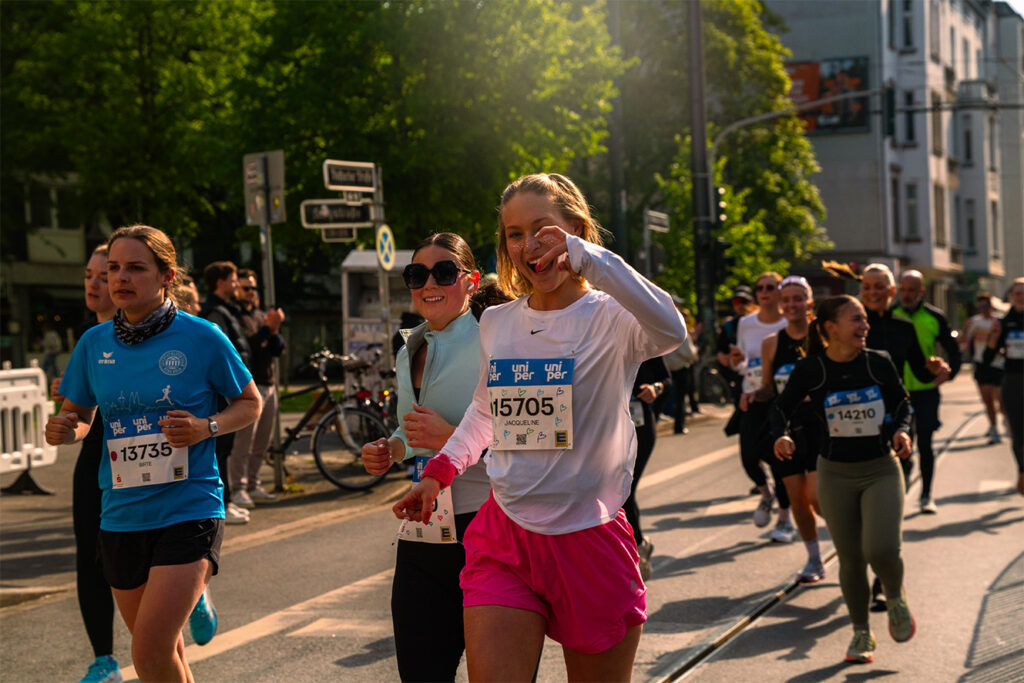 Frau beim Marathon in Düsseldorf